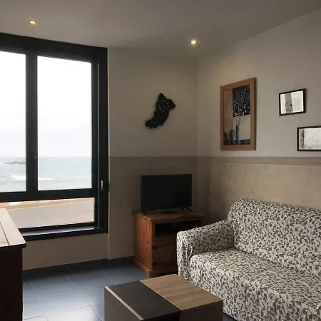 The Window: Panoramic Views Onto The Sea Almaciga