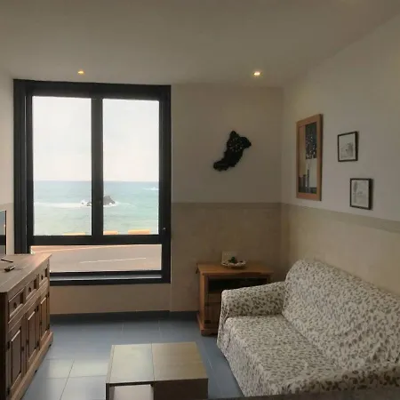 The Window: Panoramic Views Onto The Sea * Almaciga